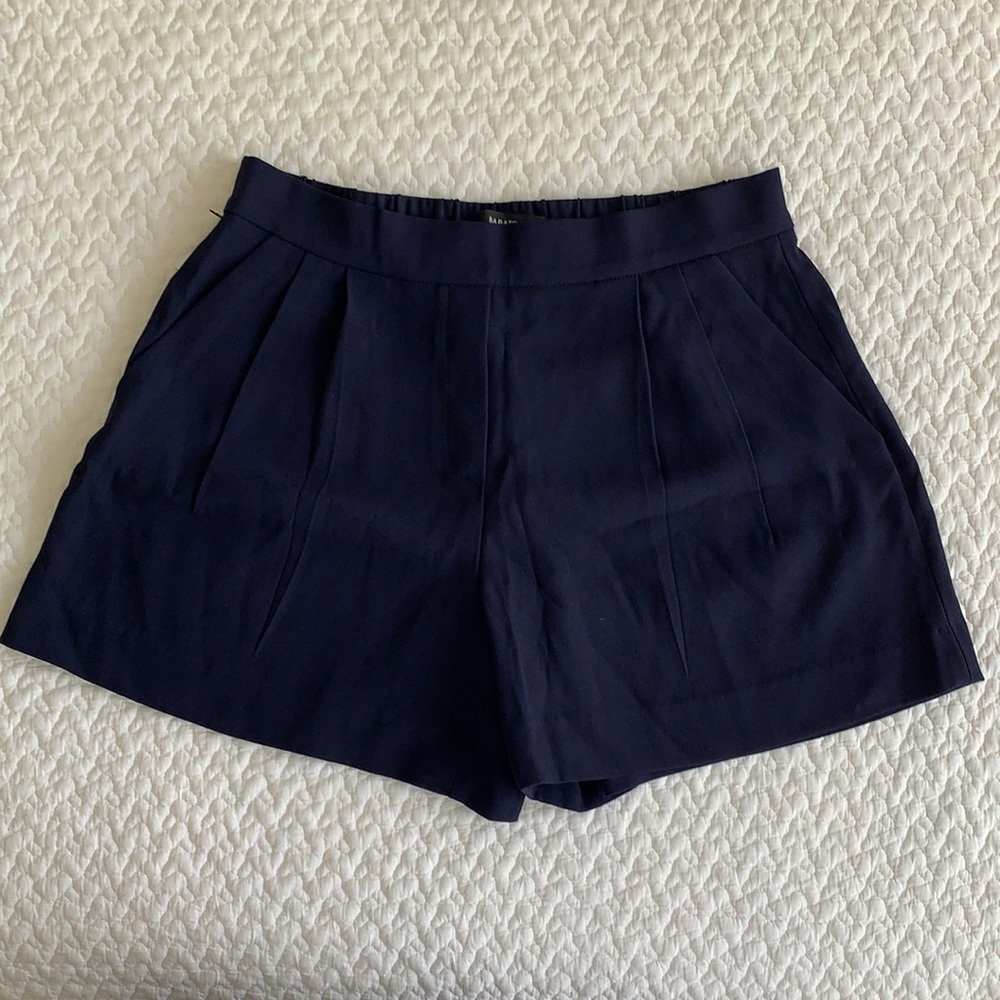Aritzia Babaton Alvin Shorts - color Royal Navy